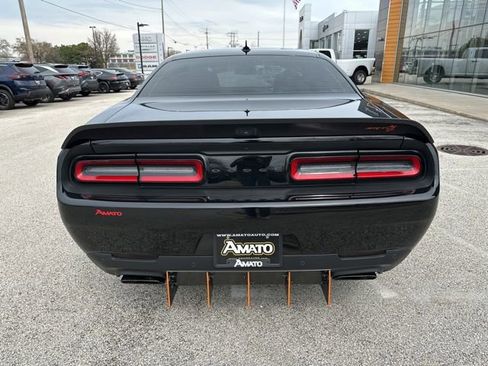 Used 2022 Dodge Challenger SRT Hellcat RWD image 7