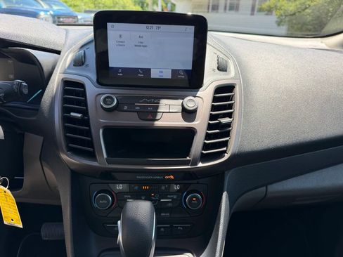 Used 2021 Ford Transit Connect XLT FWD image 29