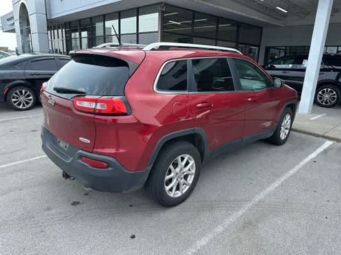 Used 2014 Jeep Cherokee Latitude AWD/4WD image 15