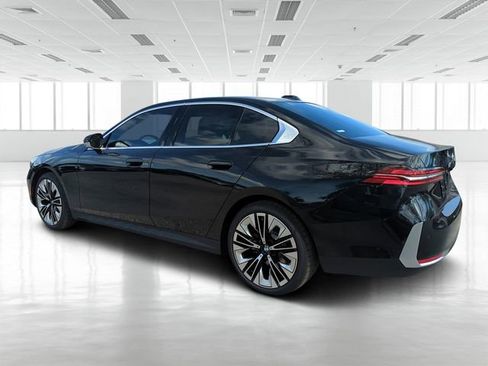 New 2026 BMW 530i w/ Premium Package image 6