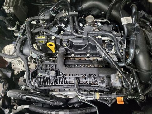 Used 2019 Ford Fusion SE FWD image 30