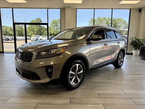 Used 2019 Kia Sorento EX FWD image 3