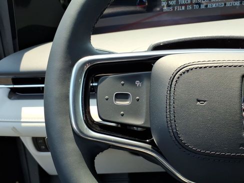 New 2026 Lincoln Nautilus Premier AWD/4WD image 14