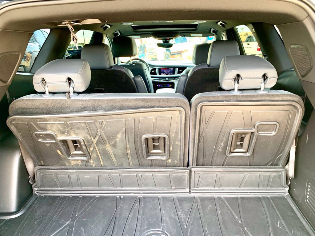 Used 2022 Buick Enclave Premium w/ Experience Buick Package FWD image 24