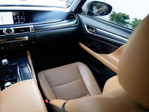 Used 2019 Lexus GS 350 F Sport image 27