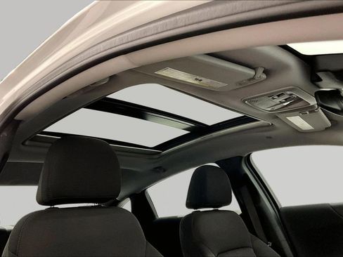 Used 2023 Chevrolet Malibu LT FWD image 27