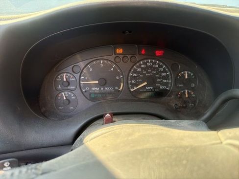 Used 2002 Chevrolet S10 Pickup LS w/ LS Preferred Equipment Group image 10