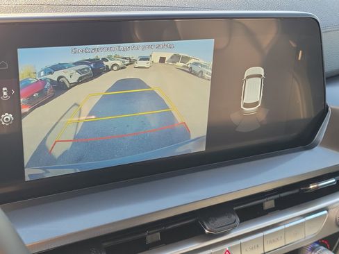 Used 2024 Kia Telluride S image 31