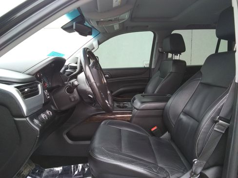 Used 2015 Chevrolet Tahoe LT w/ Luxury Package image 16