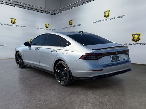 Used 2025 Honda Accord Sport image 3