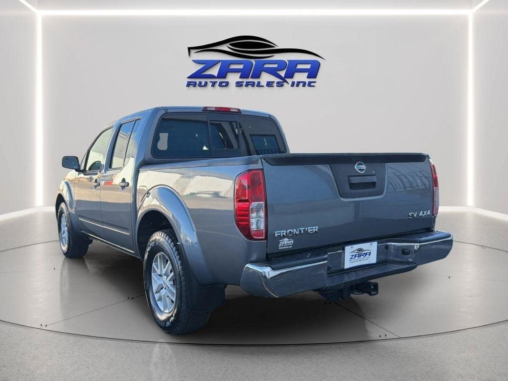 Used 2018 Nissan Frontier SV AWD/4WD image 5