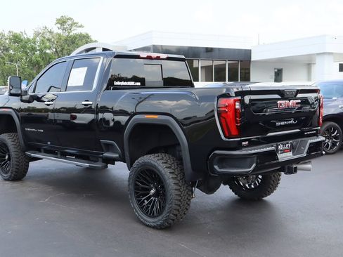Used 2025 GMC Sierra 2500 Denali w/ Denali Reserve Package AWD/4WD image 7