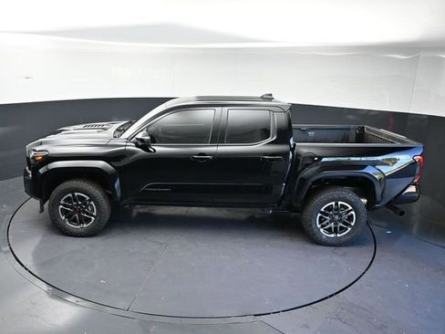Used 2025 Toyota Tacoma TRD Sport RWD image 36