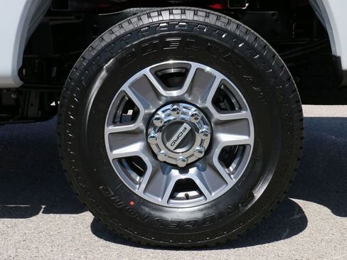 New 2026 Ford F250 Lariat AWD/4WD image 9
