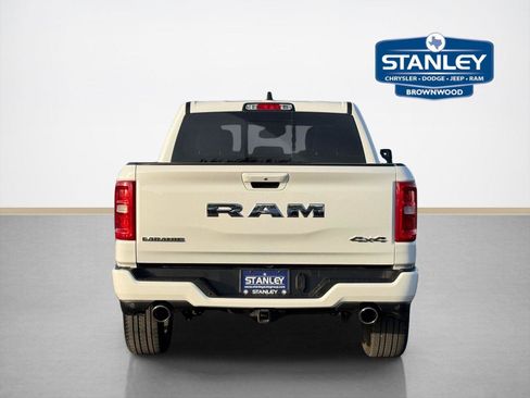 Used 2025 RAM 1500 Laramie w/ Sport Appearance Package AWD/4WD image 8