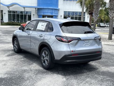 New 2026 Honda HR-V LX image 9