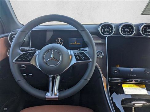 New 2026 Mercedes-Benz GLC 300 image 12