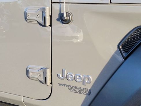 Used 2020 Jeep Wrangler Unlimited Sport S image 7