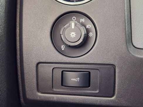 Used 2013 Ford F150 XLT AWD/4WD image 27