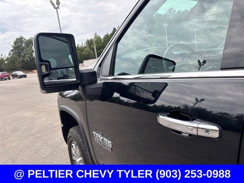 Used 2025 Chevrolet Silverado 2500 LTZ w/ Z71 Chrome Sport Edition AWD/4WD image 14
