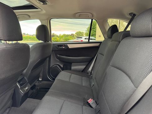 Used 2018 Subaru Outback 2.5i Premium AWD/4WD image 37