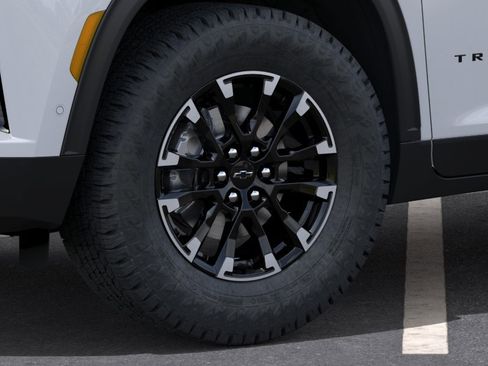 New 2026 Chevrolet Traverse Z71 AWD/4WD image 9