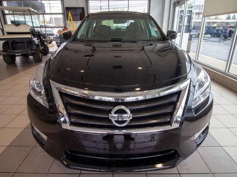 Used 2015 Nissan Altima 2.5 SL w/ Technology Package image 3