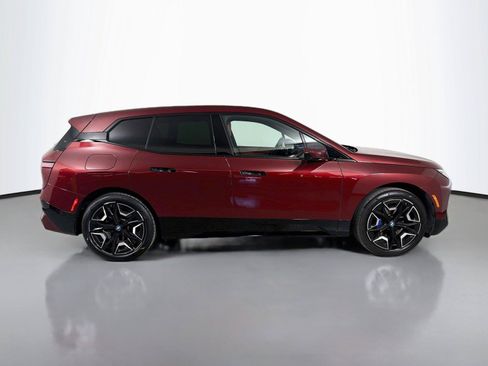 Used 2024 BMW iX xDrive50 w/ Sport Package AWD/4WD image 4