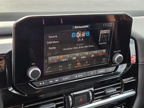 Used 2024 Nissan Pathfinder SV image 29