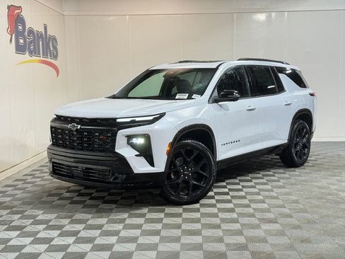 New 2026 Chevrolet Traverse RS image 2