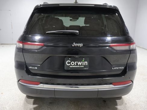 Used 2023 Jeep Grand Cherokee Limited AWD/4WD image 3