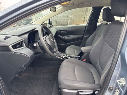 Used 2022 Toyota Corolla LE image 12