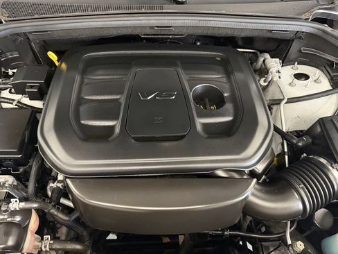Used 2020 Jeep Grand Cherokee Limited w/ Premium Lighting Group AWD/4WD image 9