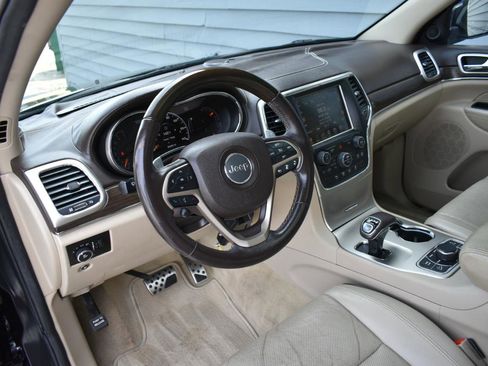 Used 2014 Jeep Grand Cherokee Overland w/ Advanced Technology Group image 10