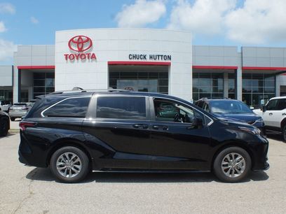 Certified 2025 Toyota Sienna LE