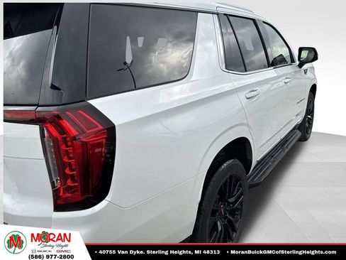 Used 2023 GMC Yukon Denali AWD/4WD image 5