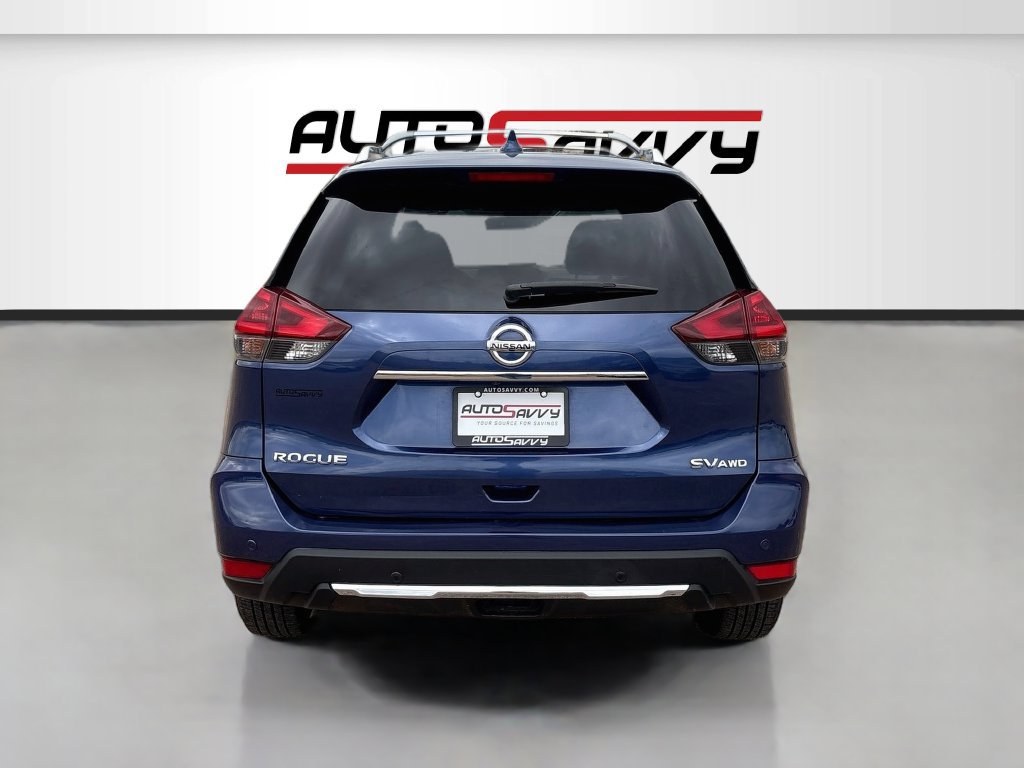 Used 2020 Nissan Rogue SV AWD/4WD image 6