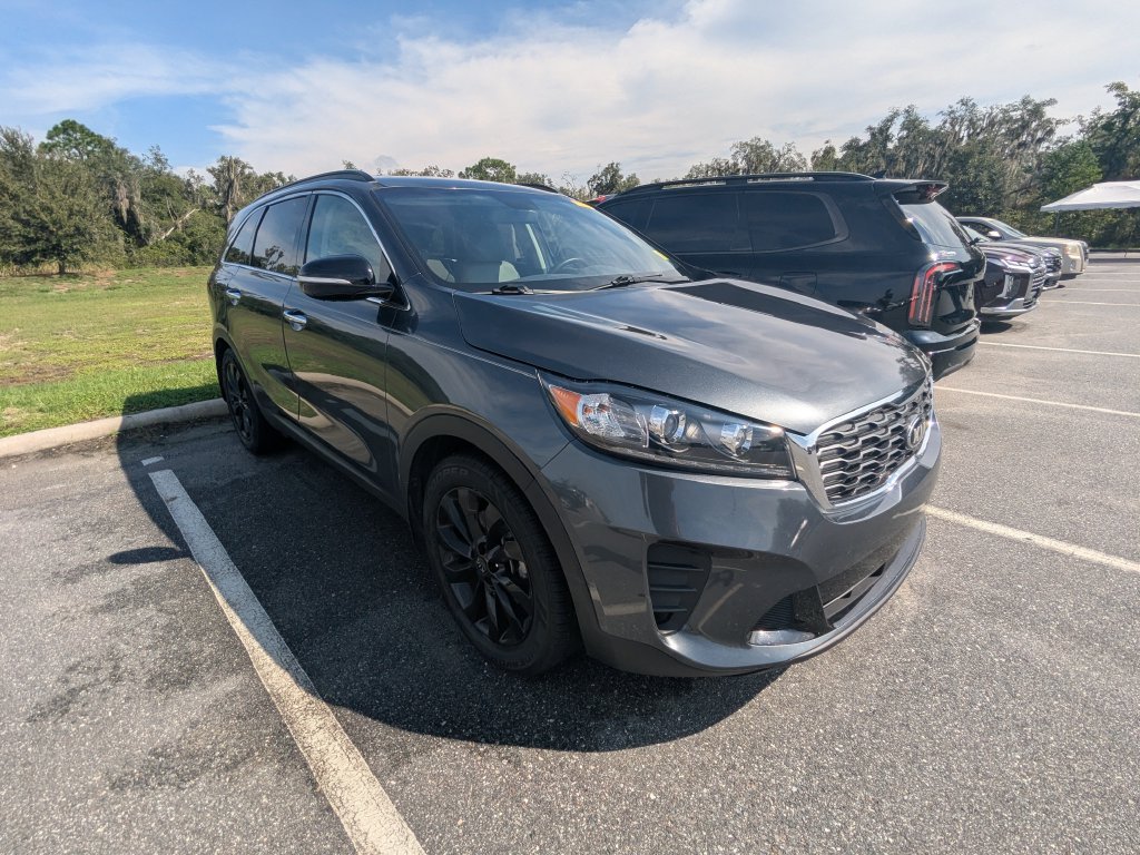 Used 2020 Kia Sorento S FWD image 1