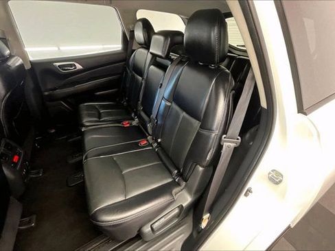 Used 2020 Nissan Pathfinder SL AWD/4WD image 20