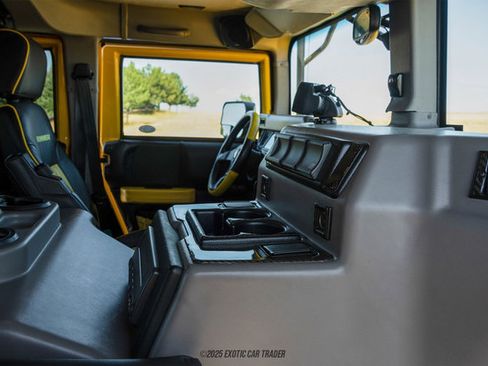 Used 2001 HUMMER H1 4-Door Wagon image 34