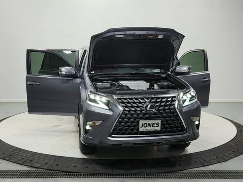 Used 2023 Lexus GX 460 Premium w/ Premium Package AWD/4WD image 11