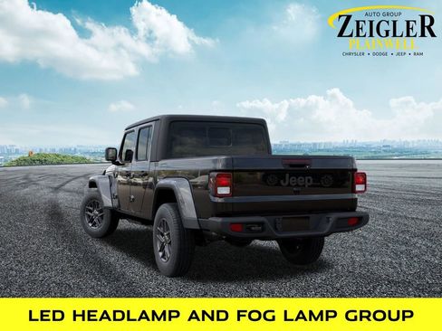 New 2026 Jeep Gladiator Sport image 3