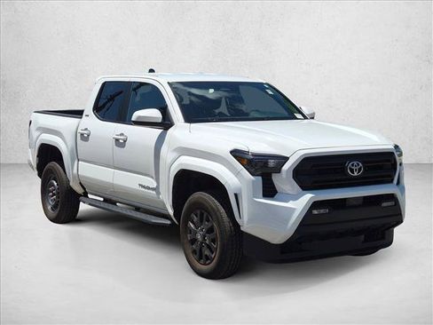 Used 2026 Toyota Tacoma SR5 AWD/4WD image 3