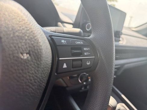 Used 2025 Honda Accord LX image 26