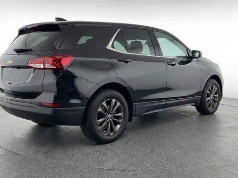Used 2025 Chevrolet Equinox LT FWD image 9