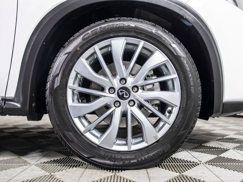 Used 2024 INFINITI QX50 Luxe image 45