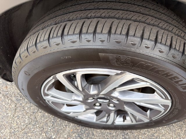 Certified 2025 Lincoln Corsair FWD image 29