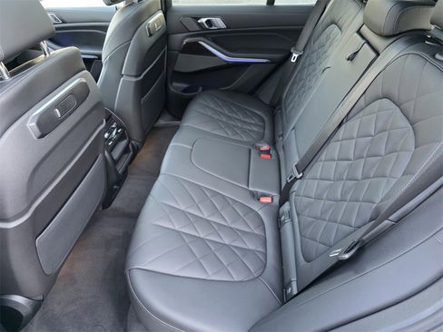 Used 2024 BMW X5 xDrive40i w/ Premium Package image 14