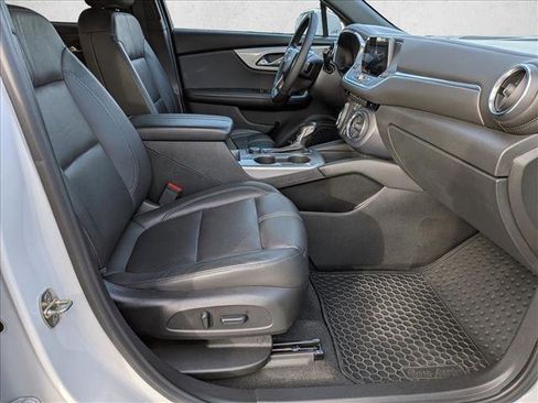 Used 2020 Chevrolet Blazer LT image 19
