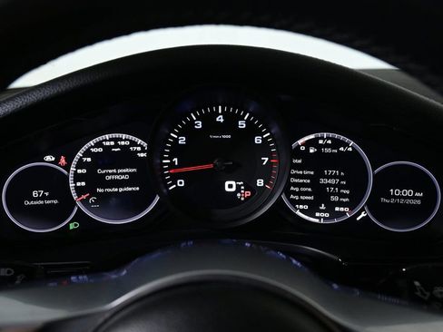Certified 2020 Porsche Panamera image 13